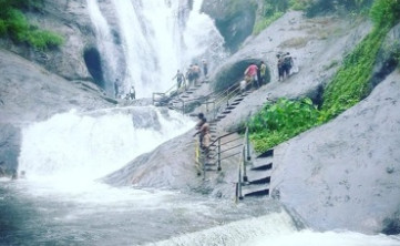 Kumbhavurutty Waterfalls