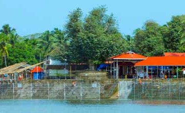 Thirunavaya Temple